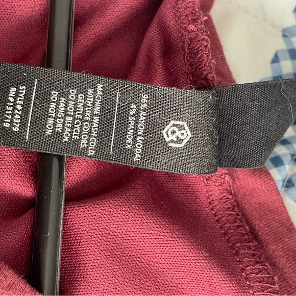 Agnes&Dora Tiered Tank, burgundy color, XL - Picture 4 of 4